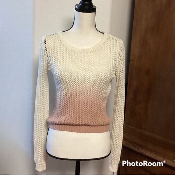 Anthropologie Wearing your heart on your Sleeve Dip Dye Ombré knit sweater - Picture 11 of 11